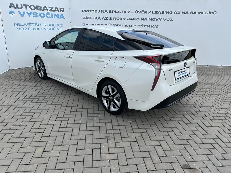 Toyota Prius (2016) 1.8VVT-i HYBRID Kamera! HUD! - fotka 6 z 39