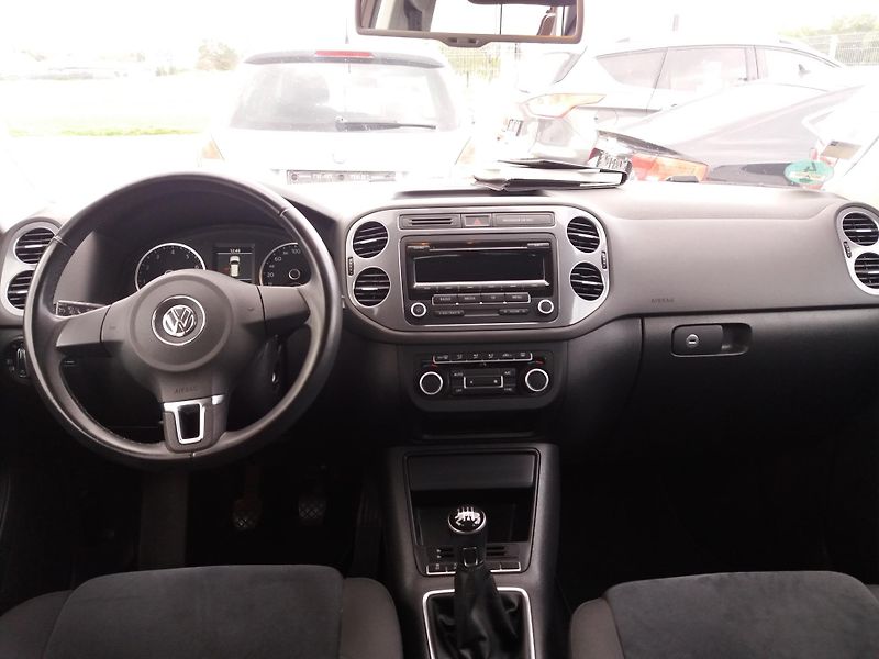 Volkswagen Tiguan 1.4TSi,118kW,Sport-Style,TAŽNY - fotka 11 z 29