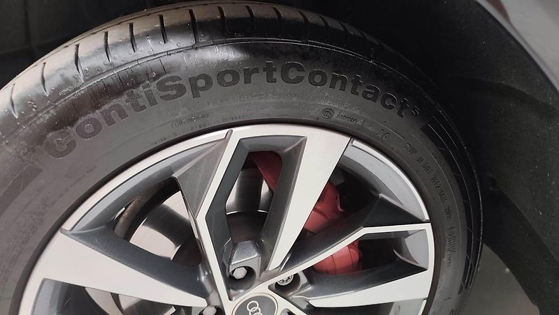 Audi Q5 (2023) Sportback S-line, B&O, Quattro - fotka 91 z 95