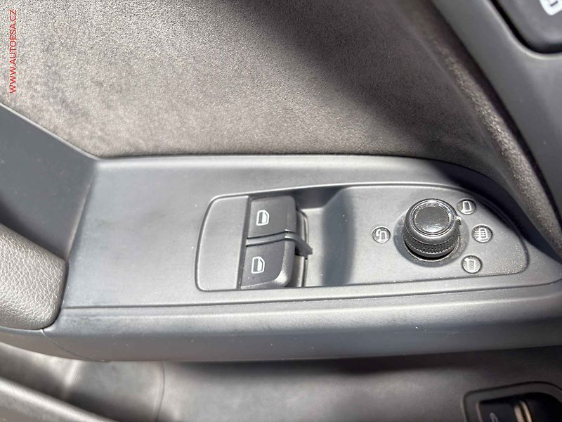 Audi A5 (2008) 3.0 TDI quattro, STK7/28 - fotka 12 z 16