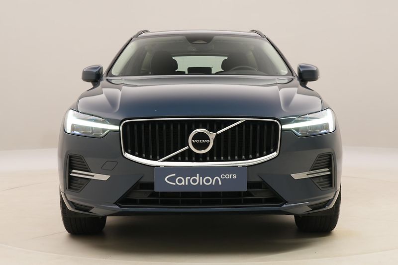 Volvo XC60 B5 AWD CORE AUT CZ - fotka 15 z 54
