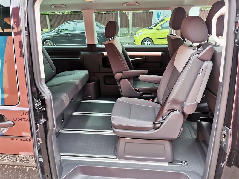 Volkswagen Multivan (2014) 2.0TDi 103kw 7m. NAVI PDC TZ - fotka 15 z 30
