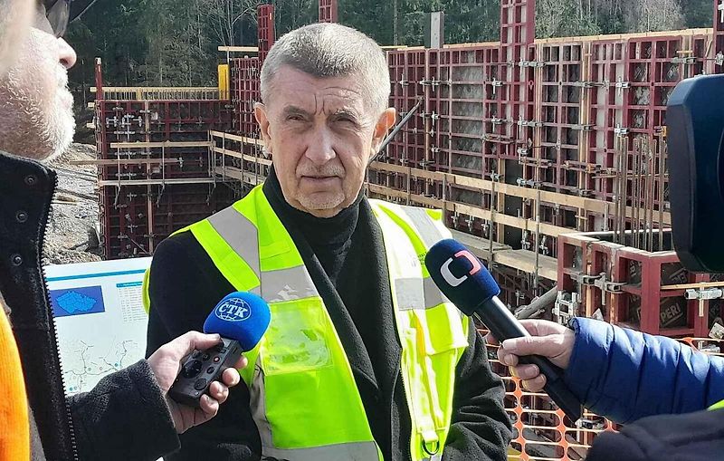 Předseda vlády Andrej Babiš na stavbě dálnice D6 jesenická křižovatka – Lubenec na jihu Ústeckého kraje.