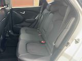 Hyundai ix35 (2012) 1.6GDi, ČR, AC, TZ - náhled 10