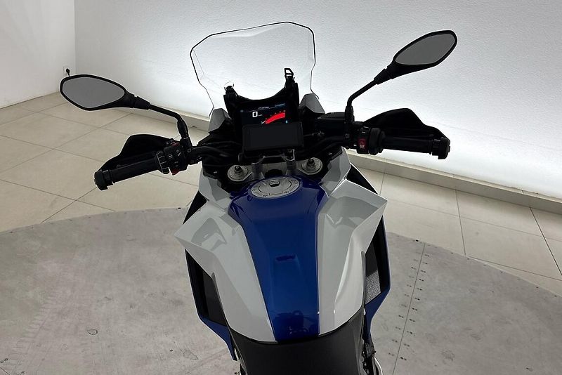 BMW MOTO F 900 XR - fotka 13 z 14