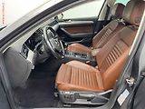 Volkswagen Passat (2017) 2.0 TDi, Highline, LED, TZ - náhled 9