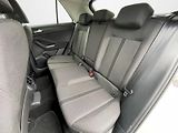 Volkswagen T-Roc (2023) 1.0 TSI 81 kW Life - náhled 25