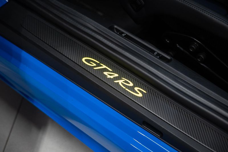 Porsche Cayman (2025) GT4 RS Weissach | PCCB | Lift - fotka 35 z 62