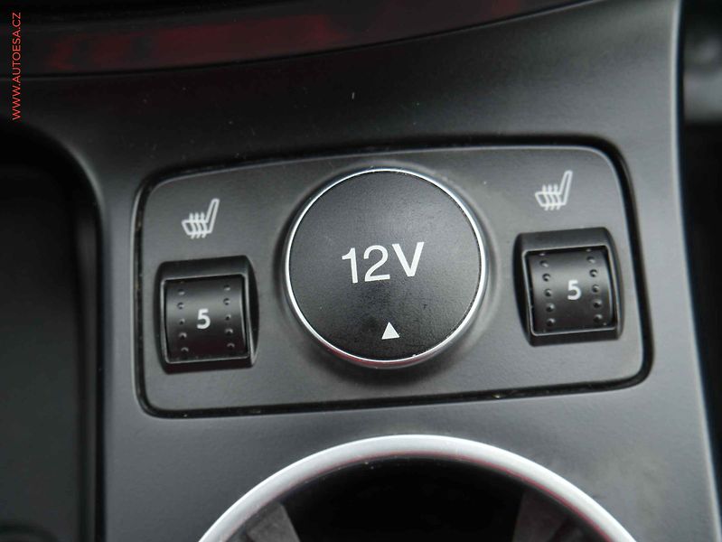Ford Kuga (2015) 2.0TDCi 4x4, 2.maj,ČR - fotka 18 z 19