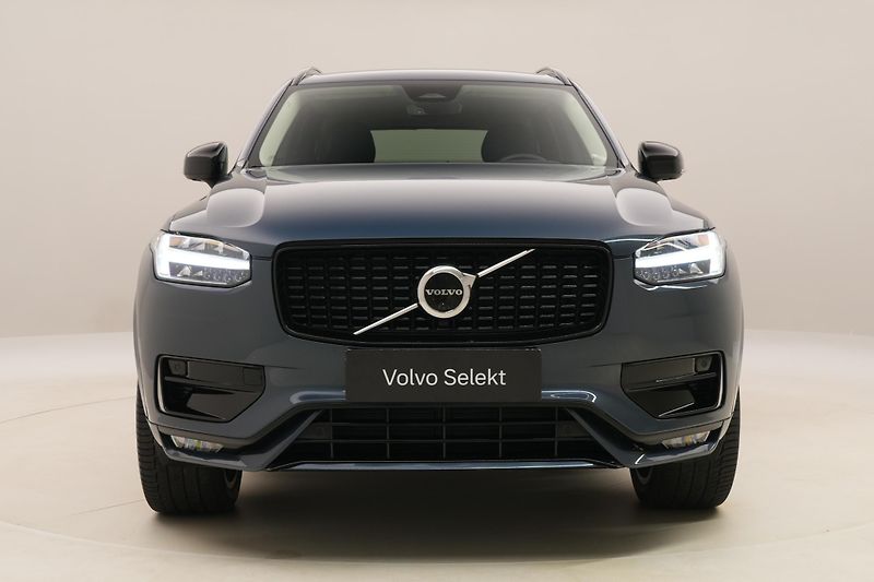 Volvo XC90 B5 AWD DARK PLUS AUT CZ 7m - fotka 16 z 67
