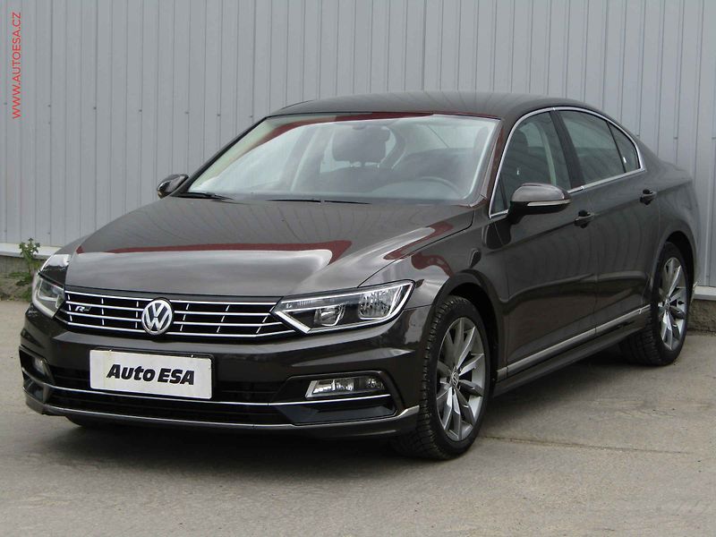 Volkswagen Passat (2018) 2.0TDi - fotka 3 z 19