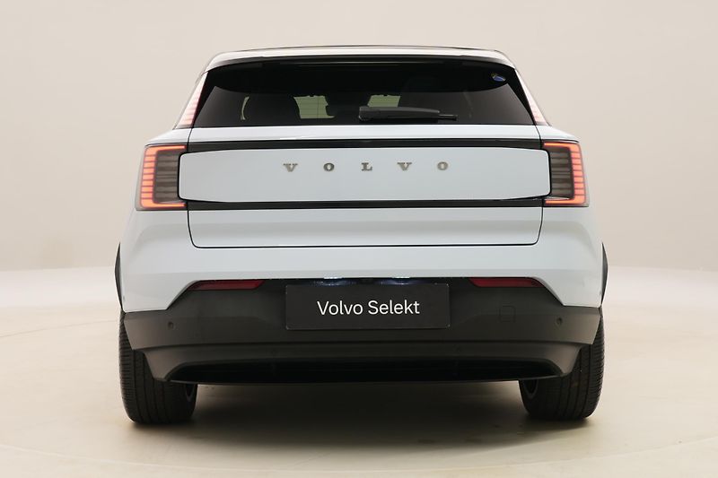 Volvo EX30 TWIN AWD ULTRA CZ 1.maj. - fotka 11 z 66