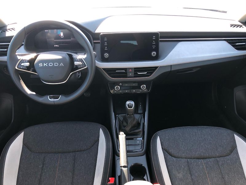 Škoda Scala 1.0 TSi TOP SELECTION - fotka 5 z 28