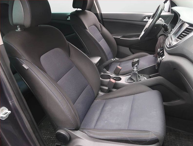 Hyundai i30 (2013) 1.6 GDI, Tempomat - fotka 9 z 18