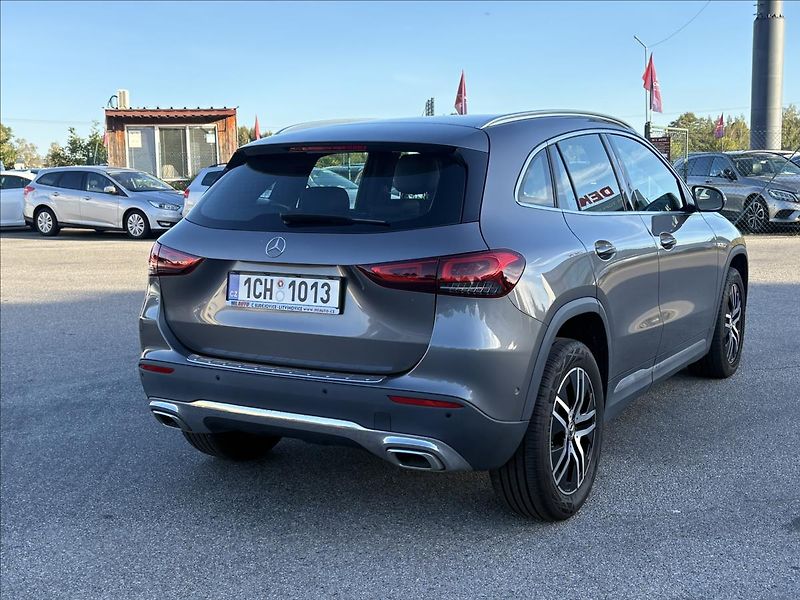 Mercedes-Benz GLA 2,0 2.0d AT,Full Led,Nav,Výhře - fotka 2 z 35