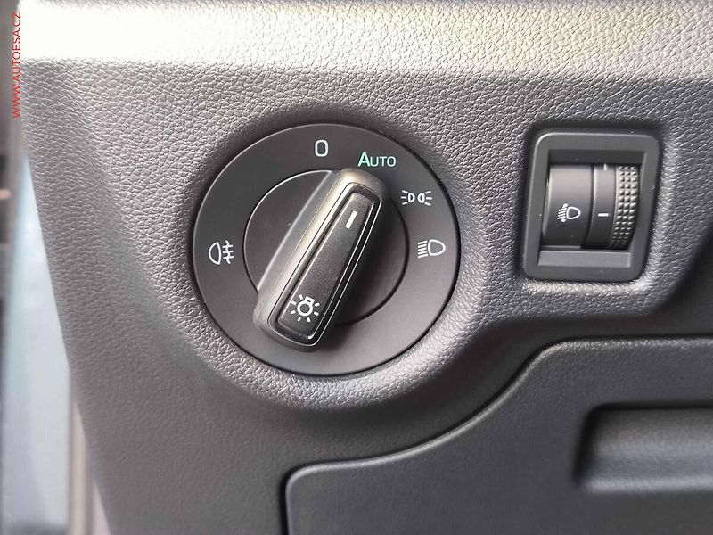 Škoda Kamiq (2021) 1.0 TSi, Style, DSG - fotka 21 z 23