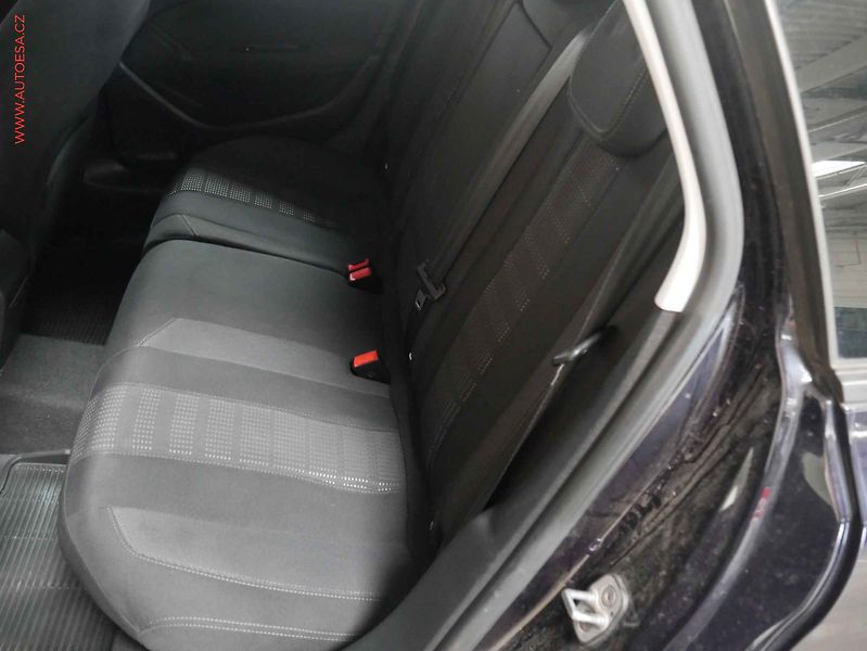 Peugeot 308 (2016) 2.0 HDi, Navigace - fotka 10 z 25