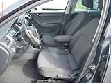 Škoda Rapid (2014) 1.6 TDi, Elegance, STK6/28 - náhled 9