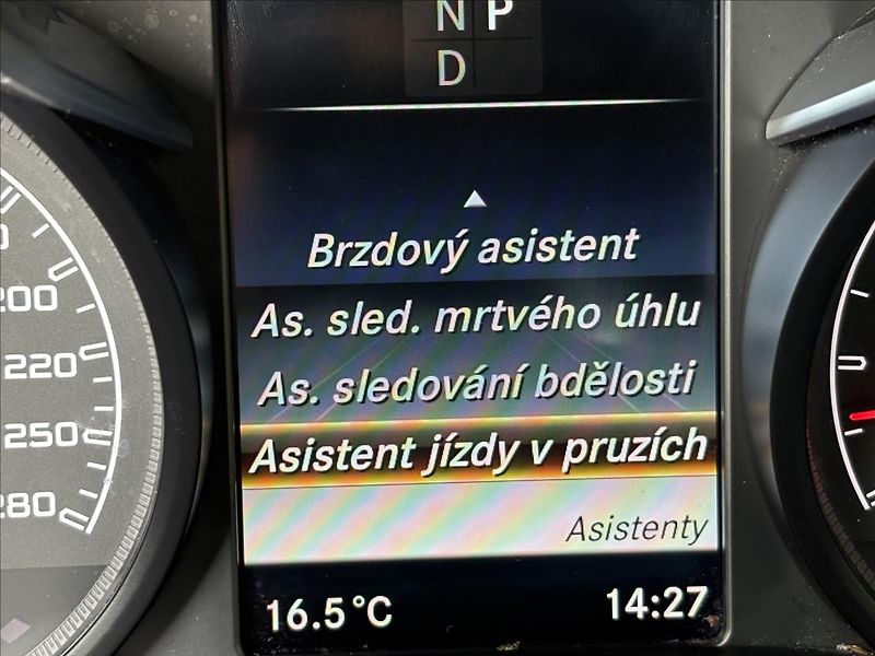 Mercedes-Benz Třídy C 3,0 43AMG 270kW 4M,Bohatá výba - fotka 25 z 50