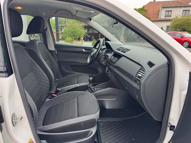 Škoda Fabia (2020) Ambition 1.0 TSI 81kW - fotka 26 z 29