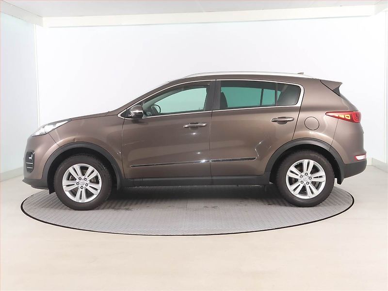 Kia Sportage (2018) 1.6 GDI, ČR,1.maj, Serv.kniha - fotka 3 z 18