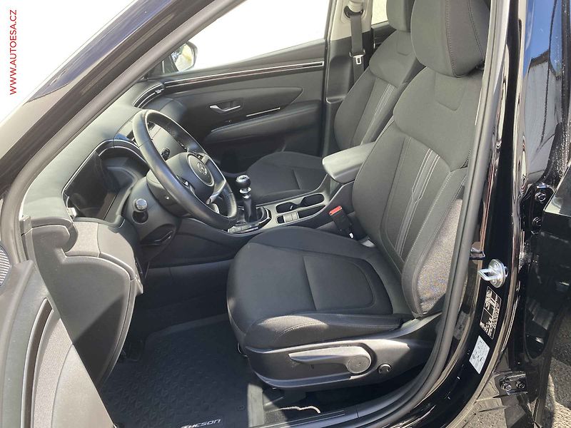 Hyundai Tucson (2023) 1.6 T-GDi, 1.maj,ČR, Smart - fotka 9 z 18