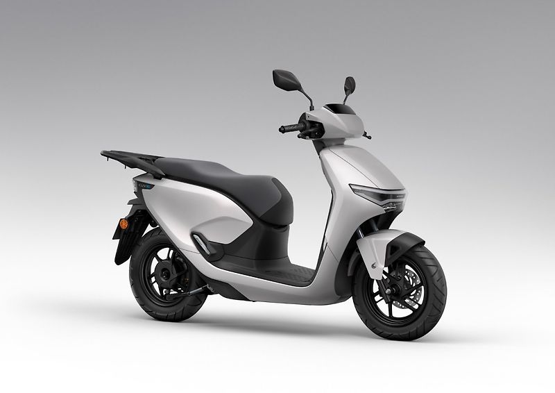 Honda Ostatní (2026) CUV e: - fotka 3 z 8