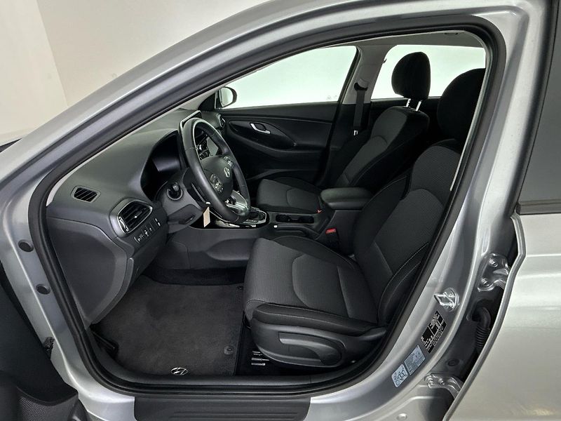 Hyundai i30 Smart DCT - fotka 7 z 26