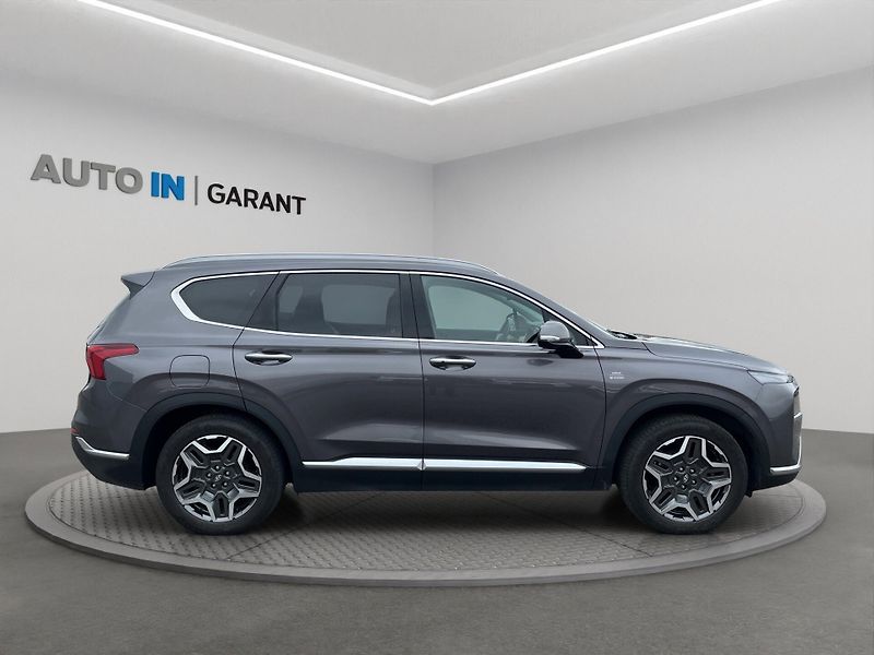 Hyundai Santa Fe (2022) Luxury 1.6 T-GDi PHEV 195kW, Č - fotka 7 z 30