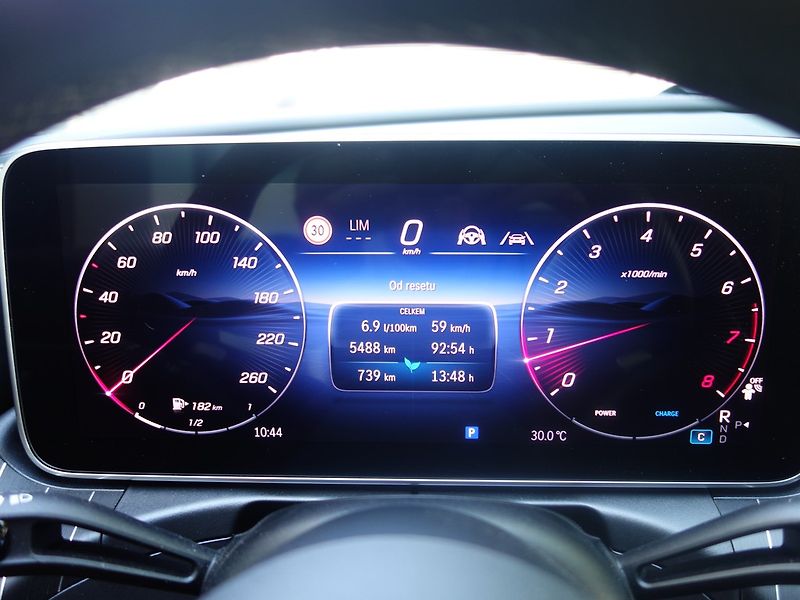 Mercedes-Benz CLE (2024) 300*4M*CABRIO*AMG*TOP-VÝB*CZ!! - fotka 40 z 50