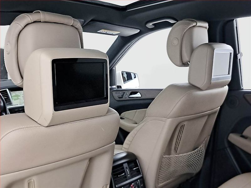 Mercedes-Benz GL (2015) 350 BlueTEC - fotka 24 z 30