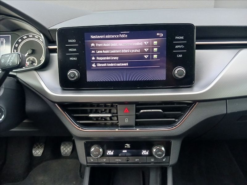 Škoda Kamiq 1,0 81 kW STYLE, 1. majitel - fotka 15 z 22
