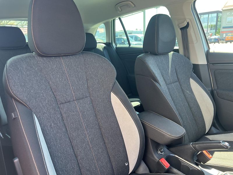 Škoda Scala (2021) 1,5TSi 110kW STYLE - fotka 32 z 34