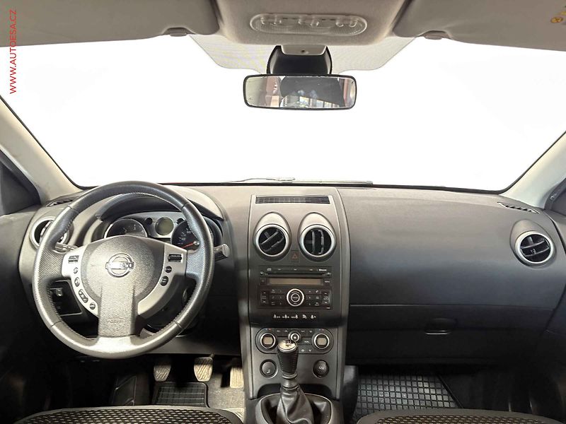 Nissan Qashqai (2008) 2.0DCi 4x4, AC, temp - fotka 8 z 15