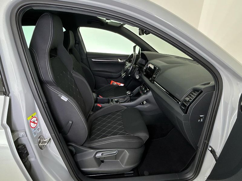 Škoda Karoq DSG Sportline - fotka 9 z 31
