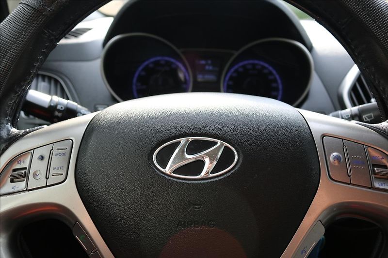 Hyundai ix35 1,6 ČR, 149000Km - fotka 18 z 50