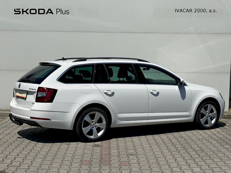Škoda Octavia (2018) Combi 2.0 TDI 110 kW 4x4 Style - fotka 2 z 23