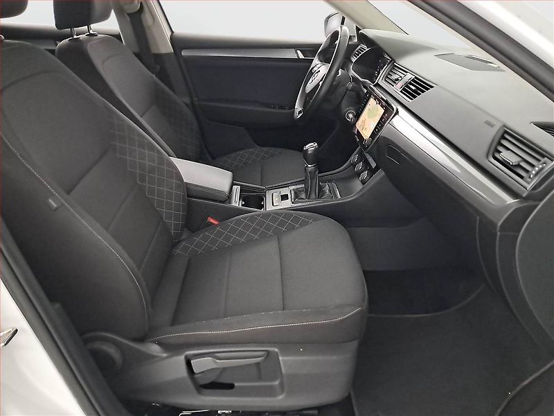 Škoda Superb (2022) 2.0 TDI, Serv.kniha, Navi - fotka 9 z 16