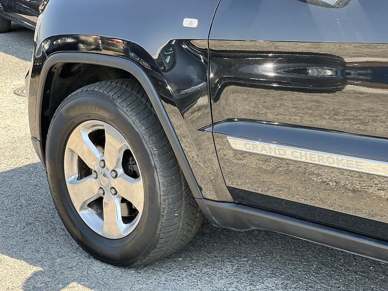Jeep Grand Cherokee 3.0 CRD LIMITED AUTOMAT KŮŽE - fotka 49 z 52