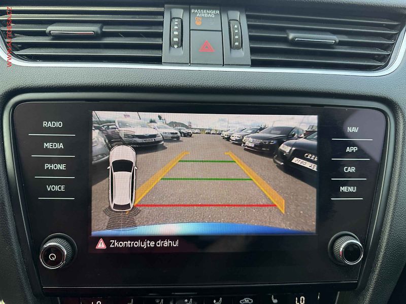 Škoda Octavia (2019) 1.6 TDi, ČR, Ambition, DSG - fotka 18 z 18