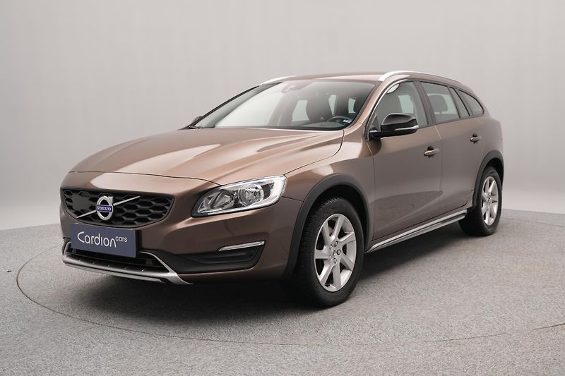 Volvo V60 CC D3 KINETIC NAV  - fotografie inzerátu