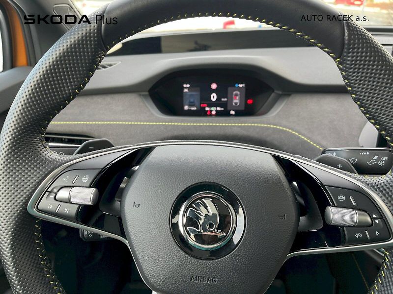Škoda Enyaq (2024) 82 kWh RS 4x4 - fotka 5 z 30
