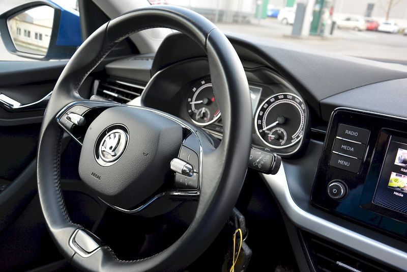 Škoda Kamiq (2021) 1.5 TSI 110 KW Ambition Extra - fotka 15 z 24