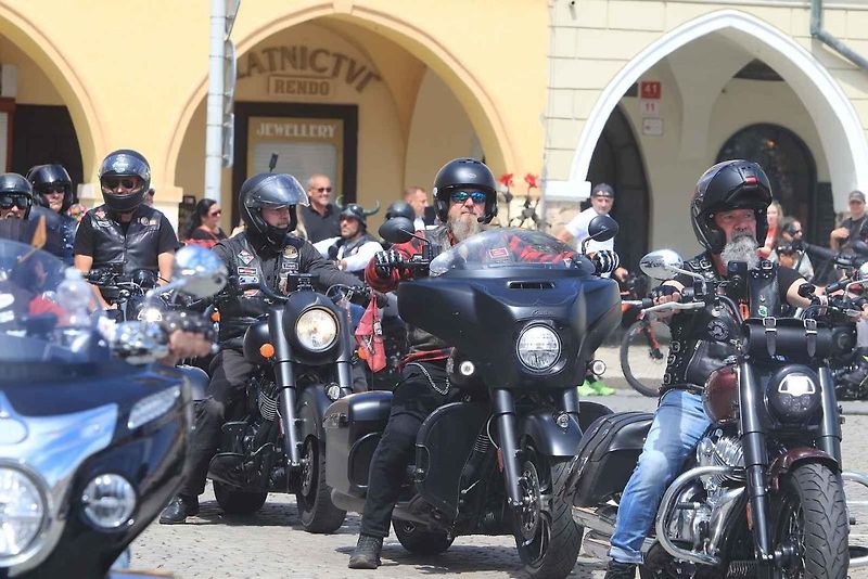 Setkání nadšenců a majitelů motocyklů Indian z celého světa v Českých Budějovicích.
