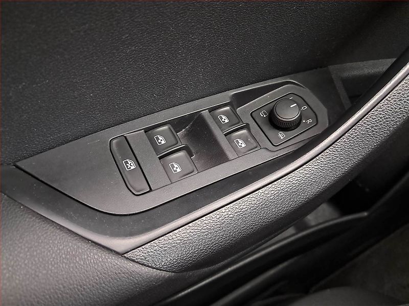 Škoda Karoq (2021) 1.5 TSI - fotka 17 z 22