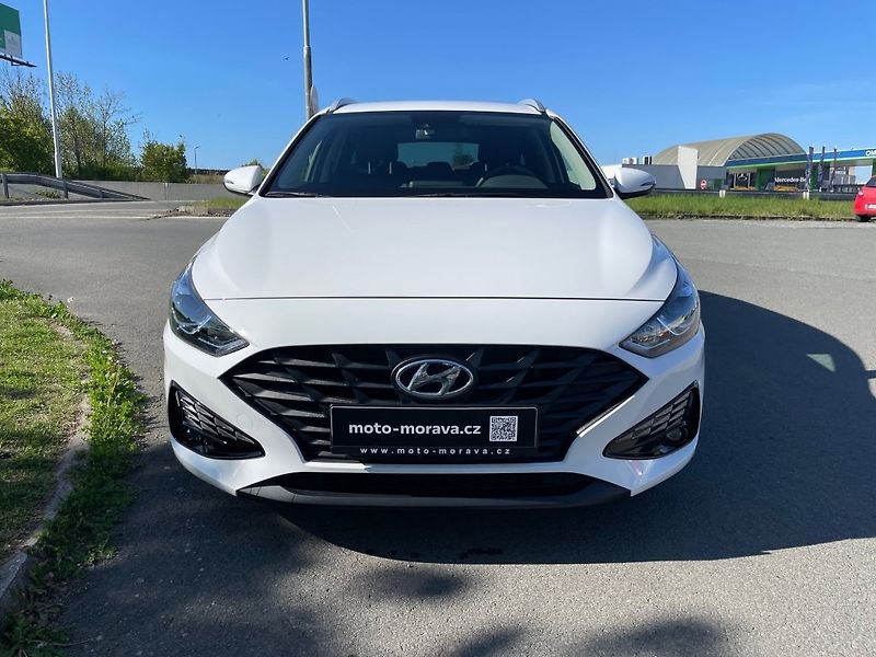 Hyundai i30 1,0 T-GDi Family Comfort, ČR - fotka 8 z 34