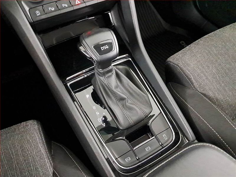 Škoda Karoq (2021) 1.5 TSI - fotka 13 z 22