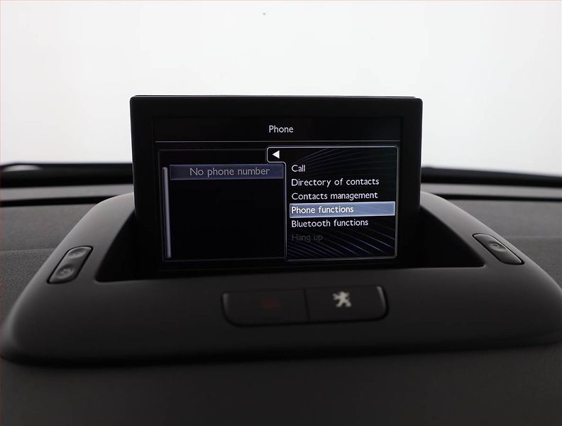 Peugeot 5008 (2013) 2.0 BlueHDi, Navi, Tempomat - fotka 11 z 12
