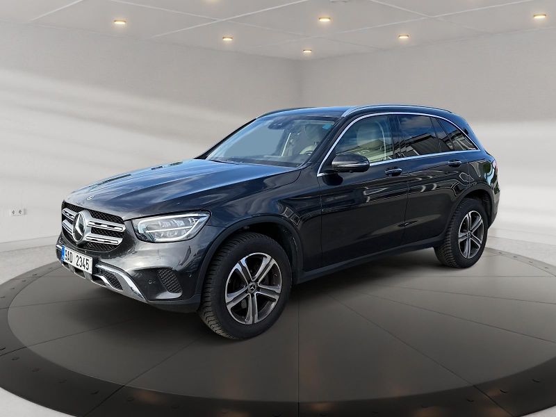 Mercedes-Benz GLC (2022) 200 145kW 4MATIC CZ DPH - fotka 1 z 11