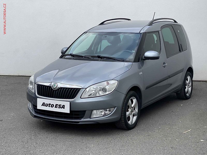 Škoda Roomster (2012) 1.2 TSi, Family, DSG - fotka 3 z 16